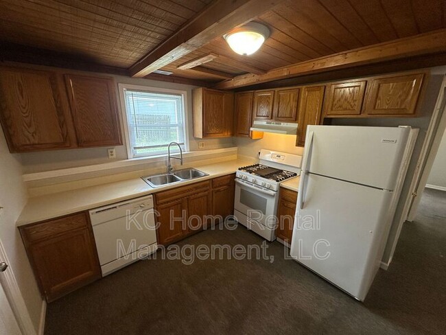 3721 NE 43rd Terrace in Kansas City, MO - Building Photo - Building Photo