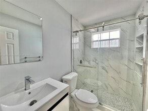3081 NW 94th St in Miami, FL - Building Photo - Building Photo