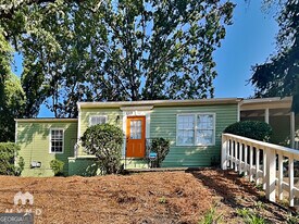 1319 Campbellton Rd SW in Atlanta, GA - Building Photo