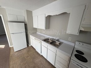 2247 Sherwood Ave in Tarboro, NC - Building Photo - Building Photo