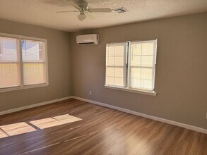 1605 NW Kingsbury Ave in Lawton, OK - Building Photo - Building Photo