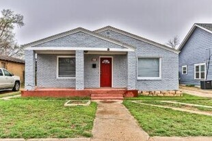 2310 15th St in Lubbock, TX - Building Photo