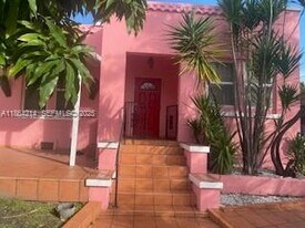 1537 SW 1st St in Miami, FL - Building Photo