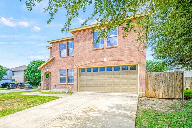 8203 Elktree Pass in San Antonio, TX - Building Photo - Building Photo