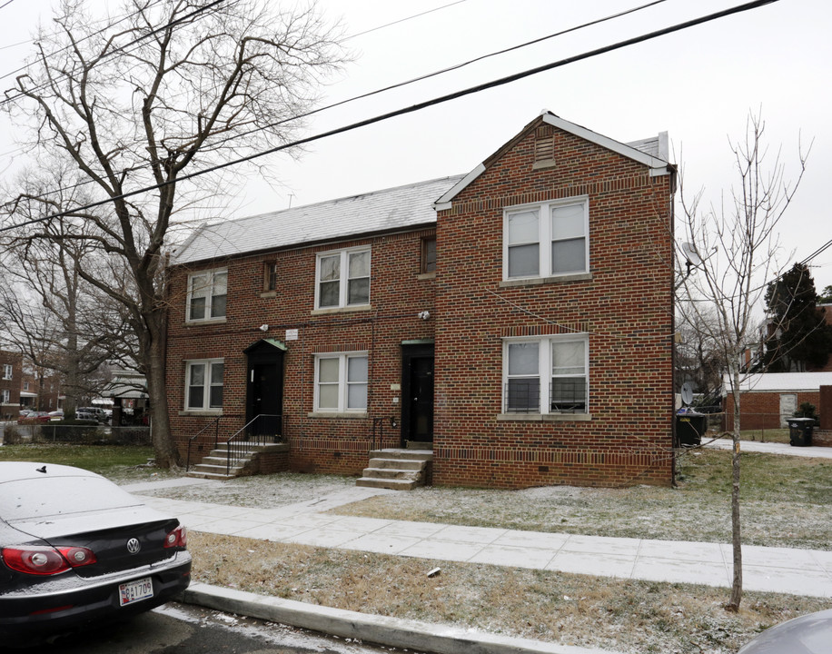 1620-1622 19th St SE in Washington, DC - Building Photo