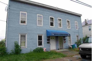 22 Crockett Ave in Troy, NY - Building Photo