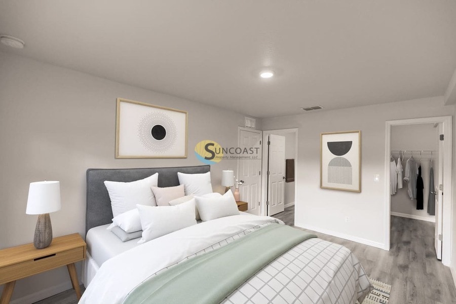 311 Norwalk Ave in Lehigh Acres, FL - Foto de edificio