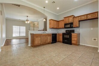 1004 Mollie Rausch Ln in Edmond, OK - Building Photo - Building Photo