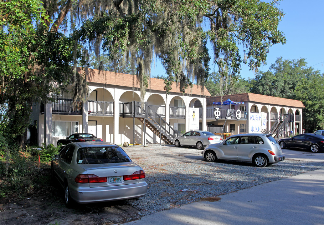 Phi Delta Theta Student Housing in Orlando, FL - Building Photo