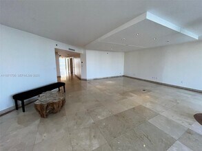 2600 Island Blvd in Aventura, FL - Building Photo - Building Photo