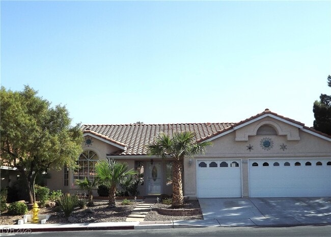 property at 8233 Arch Bay Ln