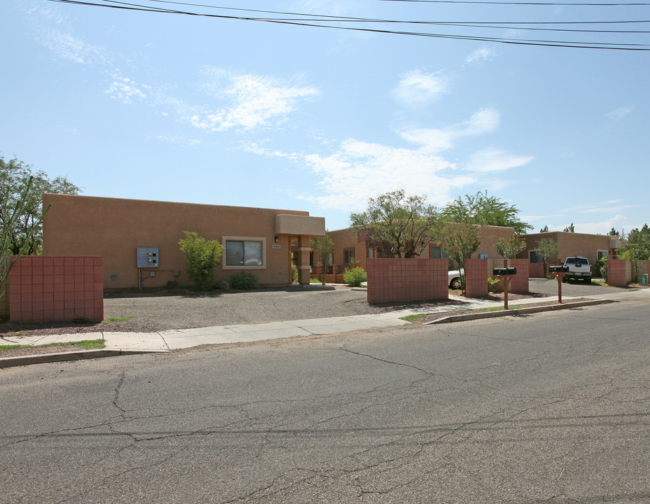 3300-3302 N Los Altos Ave in Tucson, AZ - Building Photo