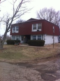 Maple Park Apt in Toluca, IL - Building Photo - Building Photo