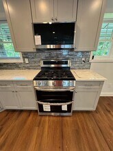 79 Towers St in Jersey City, NJ - Building Photo - Building Photo