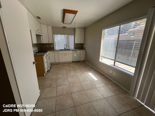 10120 Mandalay Ct in Riverside, CA - Building Photo - Building Photo