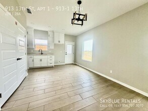 913 S 13th St in Alamo, TX - Building Photo - Building Photo