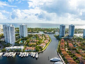 21055 Yacht Club Dr, Unit 605 in Aventura, FL - Foto de edificio - Building Photo