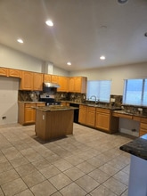8622 W Berridge Ln in Glendale, AZ - Building Photo - Building Photo