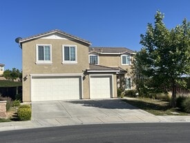 36961 Albatross St in Beaumont, CA - Building Photo