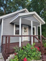 111 Orchard St in East Peoria, IL - Building Photo