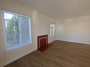 6208-6210 S Fairfax Ave in Los Angeles, CA - Building Photo - Building Photo