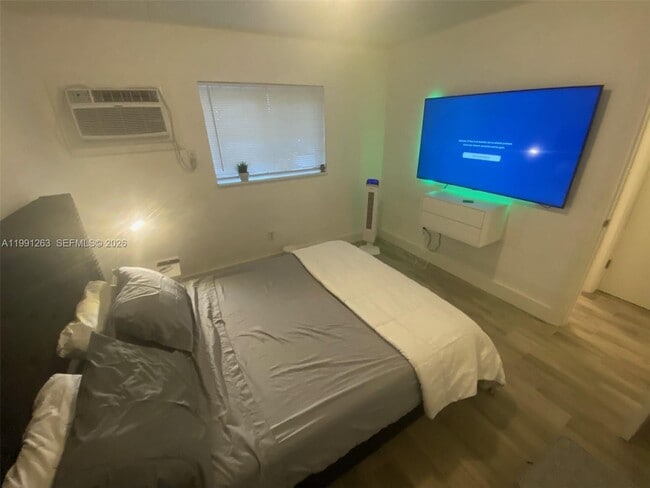 734 NW 80th St in Miami, FL - Building Photo - Building Photo