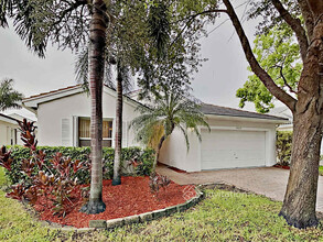 4929 SW 33rd Ave in Fort Lauderdale, FL - Building Photo - Building Photo