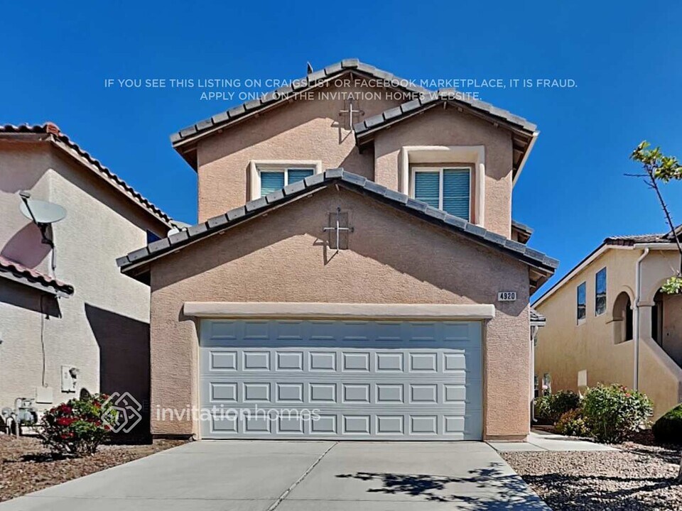 4920 Whistling Acres Ave in Las Vegas, NV - Foto de edificio