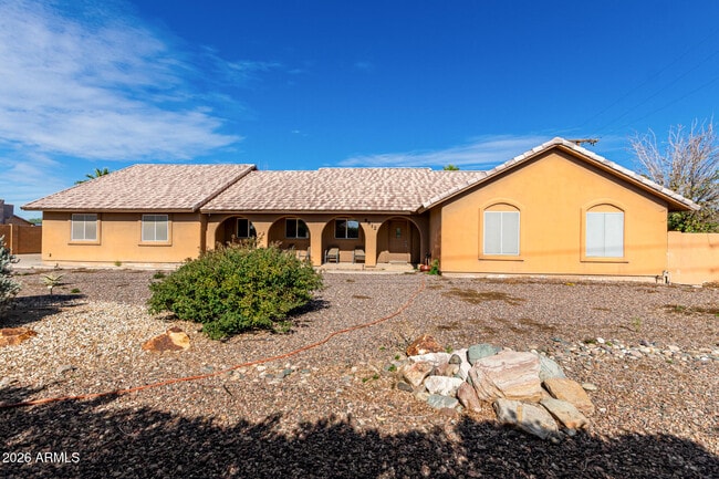 property at 8812 W Pinnacle Peak Rd