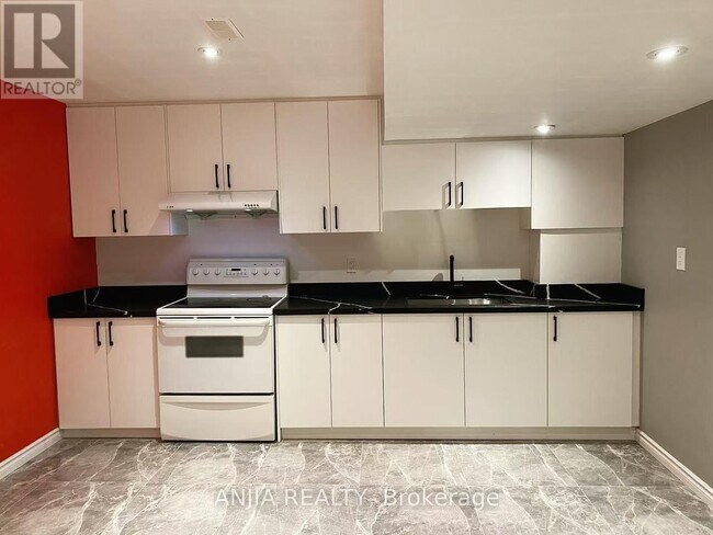 3 Settlers Ridge St in Markham, ON - Building Photo - Building Photo