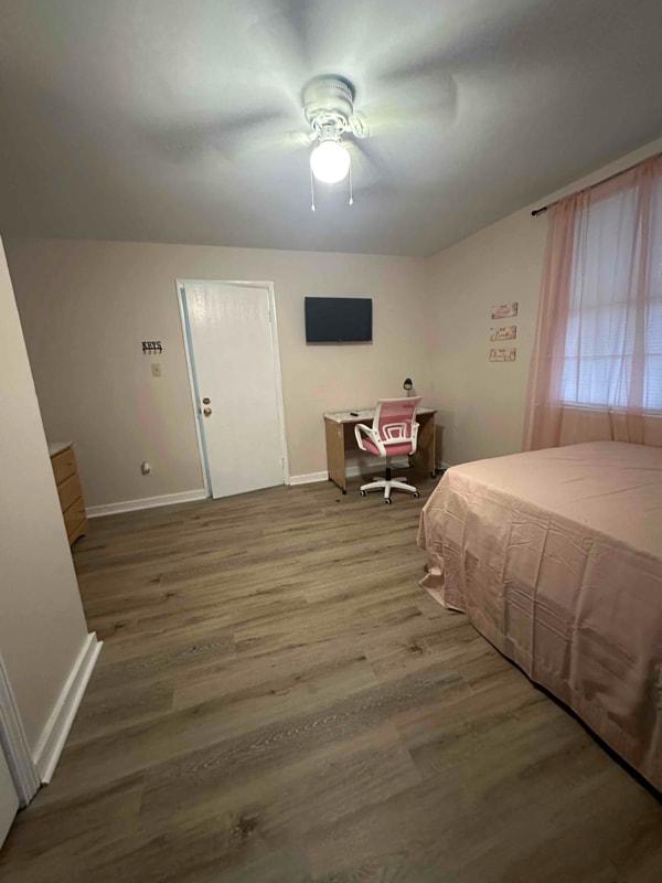 property at 788 Parsons St SW