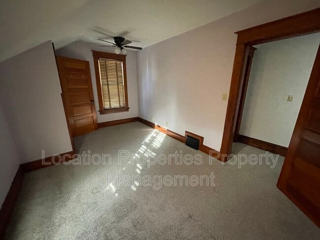 437 Ohio St in Lawrence, KS - Building Photo - Building Photo
