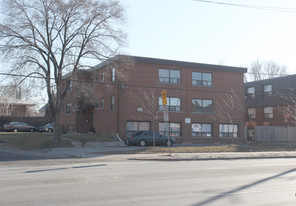 2425 Keele St Apartments