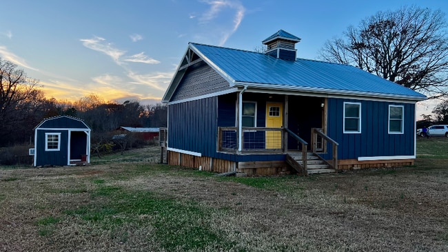 3320 Sullivan Rd in Boydton, VA - Building Photo - Building Photo
