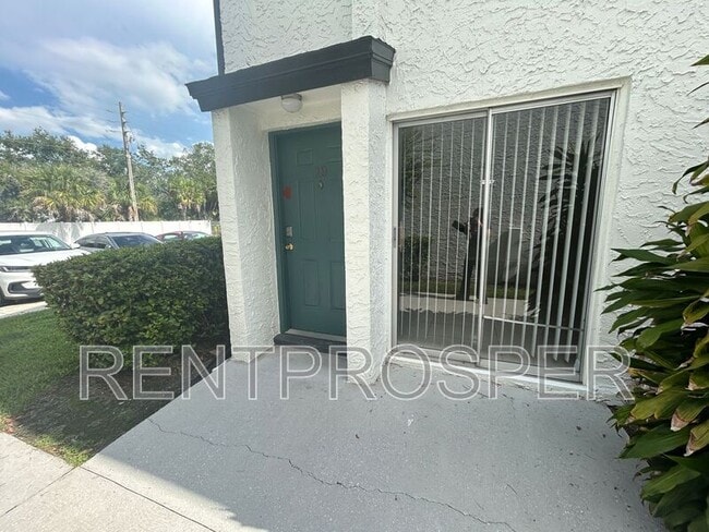 property at 4269 S Semoran Blvd
