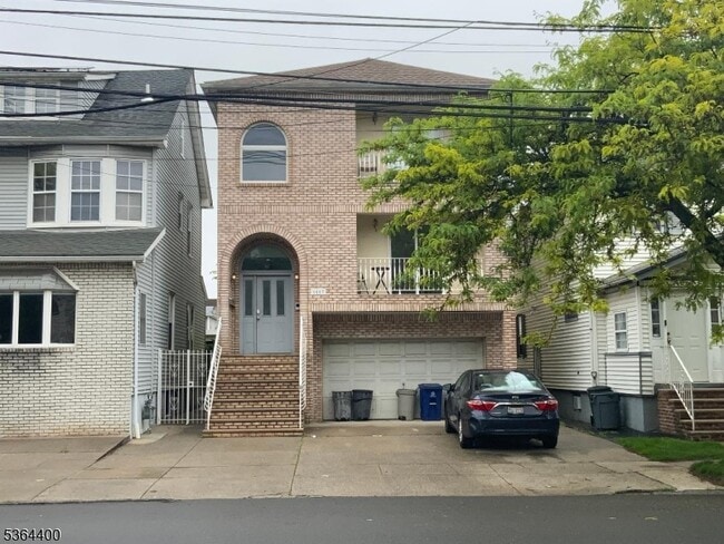 property at 1053 North Ave