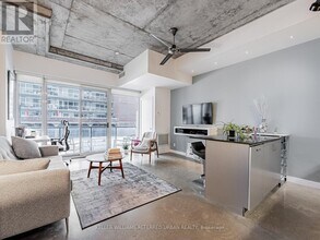 201 Carlaw Ave in Toronto, ON - Building Photo - Building Photo