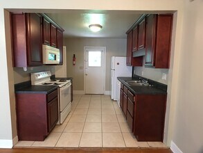 68 Brookhaven Dr in Tuscaloosa, AL - Building Photo - Building Photo