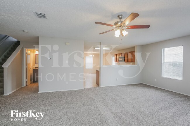 2908 Robin Ln in Mesquite, TX - Foto de edificio - Building Photo