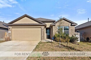 6834 Schillings Ky in San Antonio, TX - Building Photo