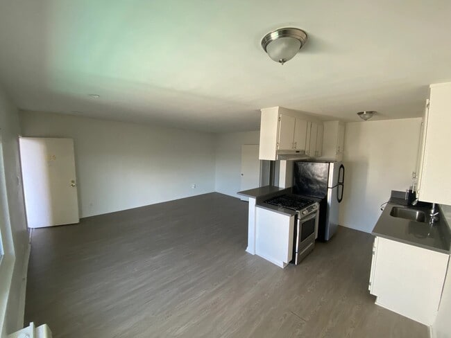 5307 Sepulveda Blvd in Los Angeles, CA - Building Photo - Building Photo