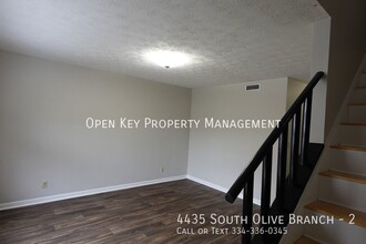 4435 Dorothy Dr, Unit 2 in Marianna, FL - Building Photo - Building Photo