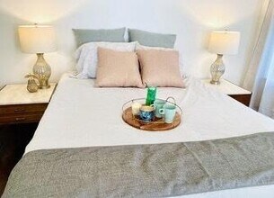 1518 W Craig Pl in San Antonio, TX - Building Photo - Building Photo