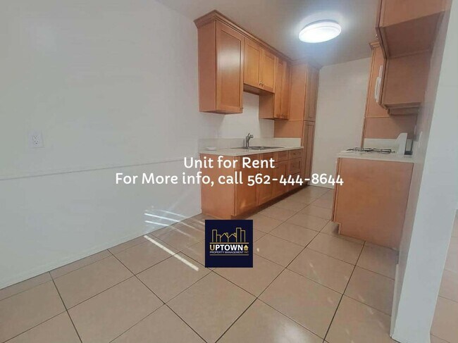 1130 W Broadway-Unit -3 in Anaheim, CA - Building Photo - Building Photo