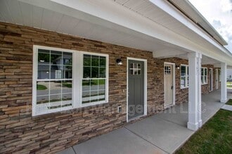 3967 Newhall Dr NW in Hickory, NC - Building Photo - Building Photo
