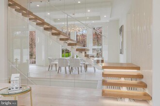 8757 Brook Rd in McLean, VA - Building Photo - Building Photo