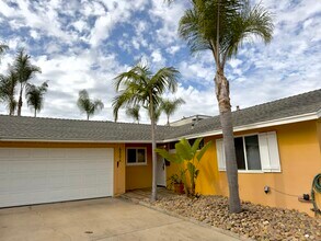 4504 Moraga Ave in San Diego, CA - Building Photo - Building Photo