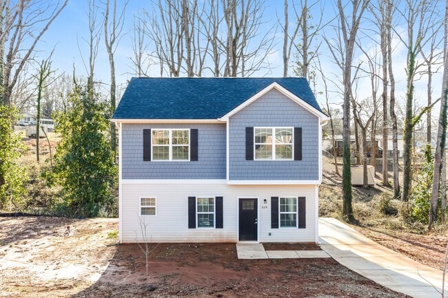 property at 604 E Texas Ave