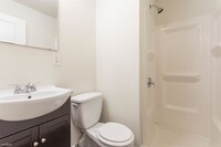 1706 Fontain St photo'