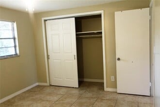 38942 9th Ave in Zephyrhills, FL - Building Photo - Building Photo